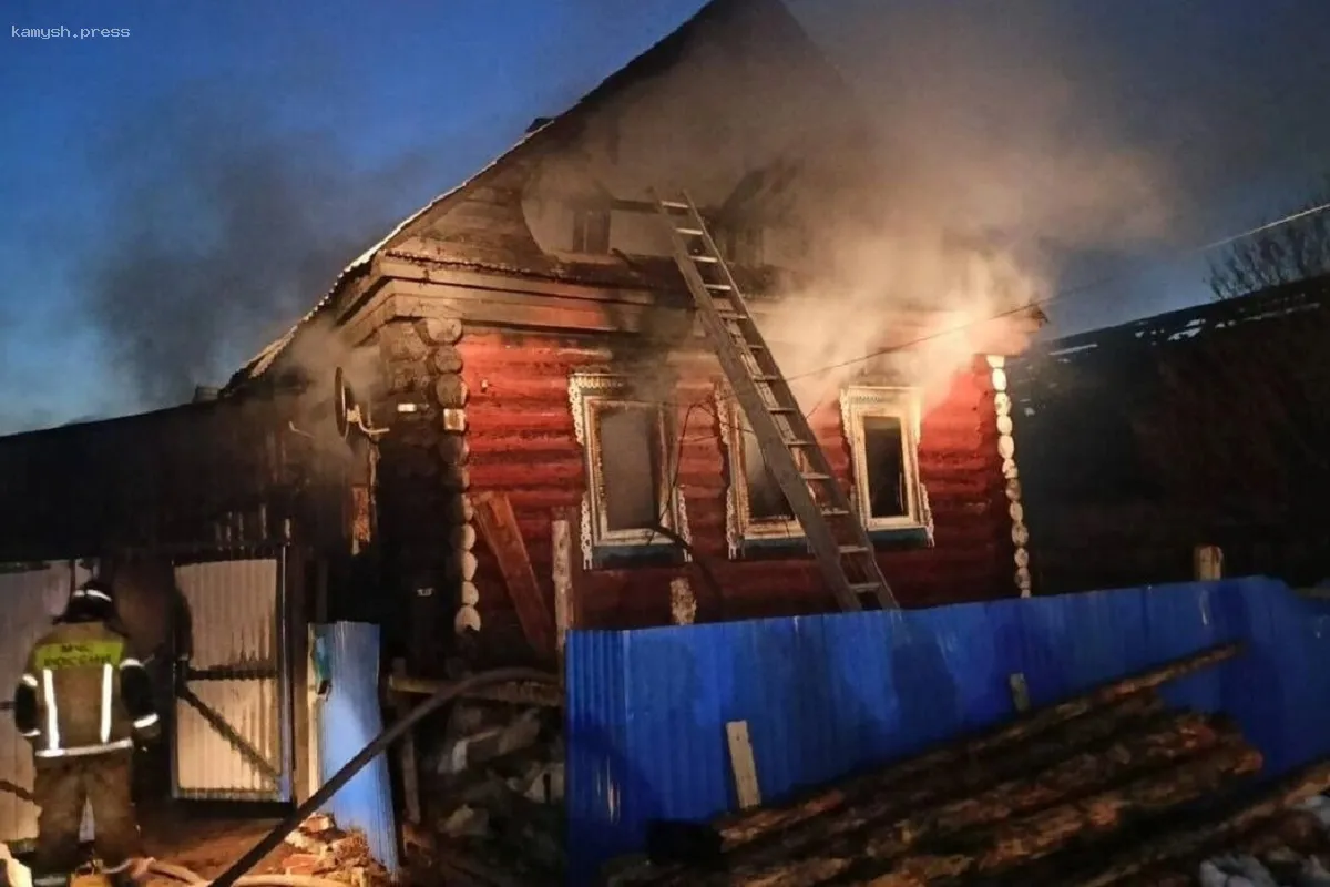 В Удмуртии в результате пожара погибли трое людей