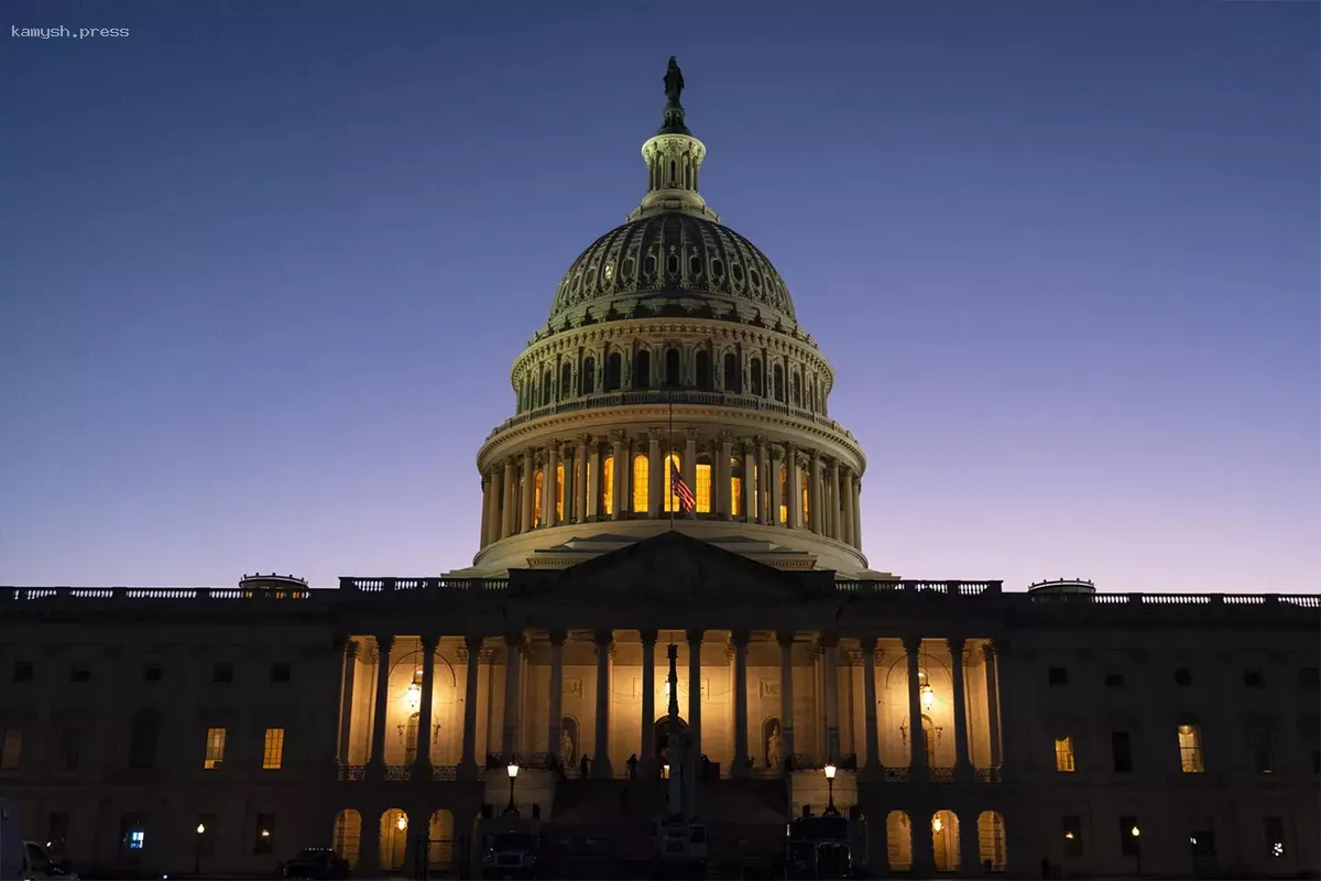 Сенаторы США инициировали законопроект о санкциях против торговли с Россией