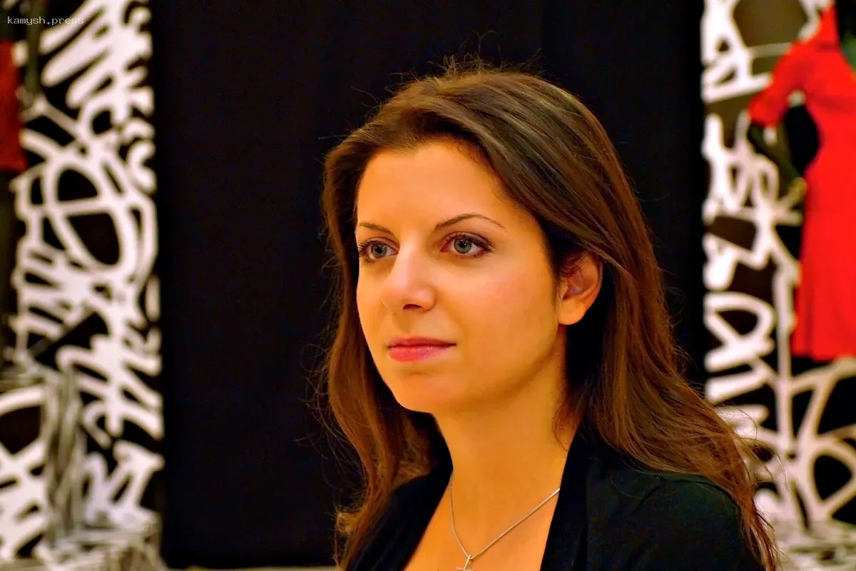 Симоньян удостоилась церковной награды от патриарха за вклад в духовные ценности