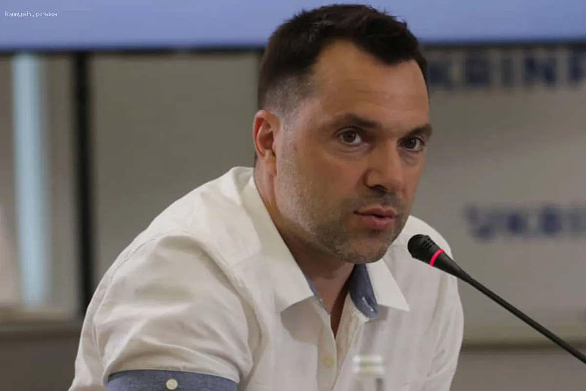 Арестович сообщил, что Киев одобрит трехдневное перемирие