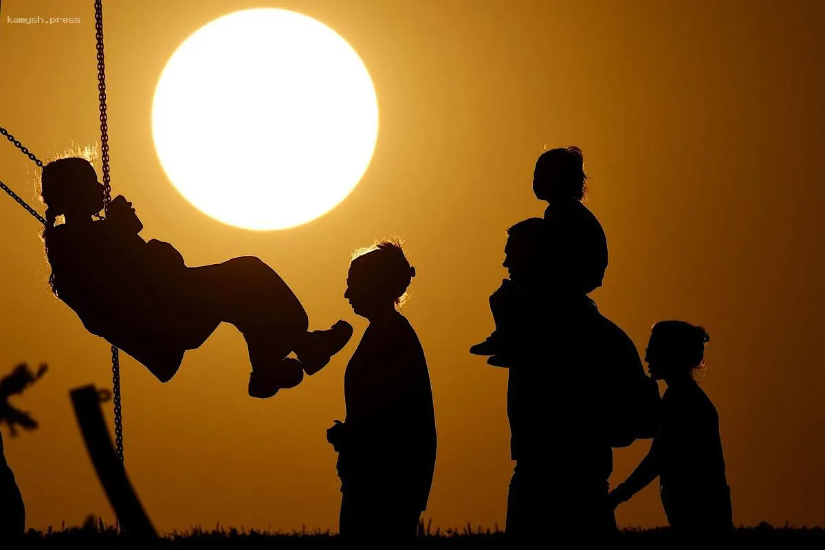 Эволюция Дня защиты детей: изменения в демографической ситуации в России