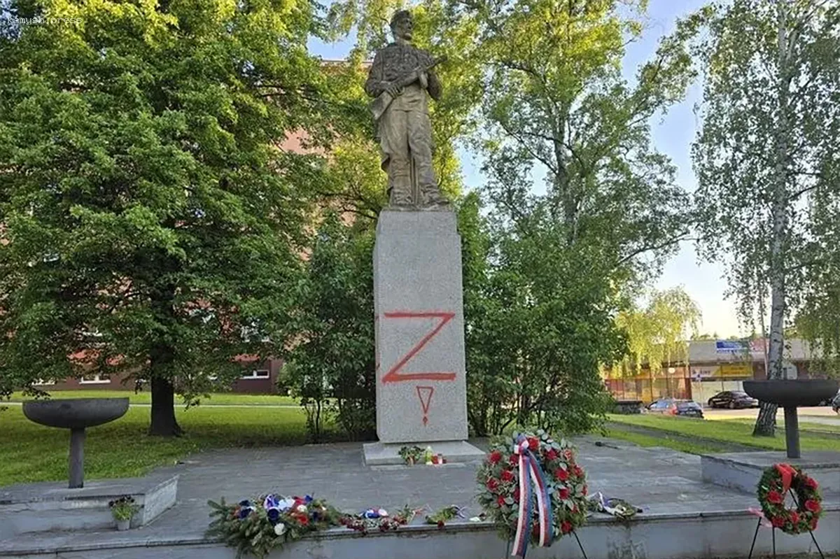 В Пршерове осквернили памятник советскому солдату еще раз