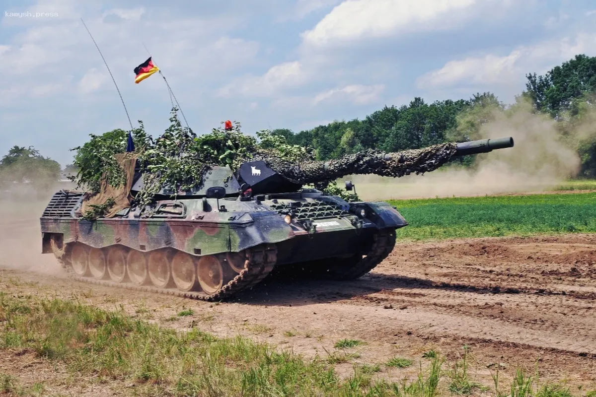 Porsche может вновь заняться производством танков — компания рассматривает военный сектор