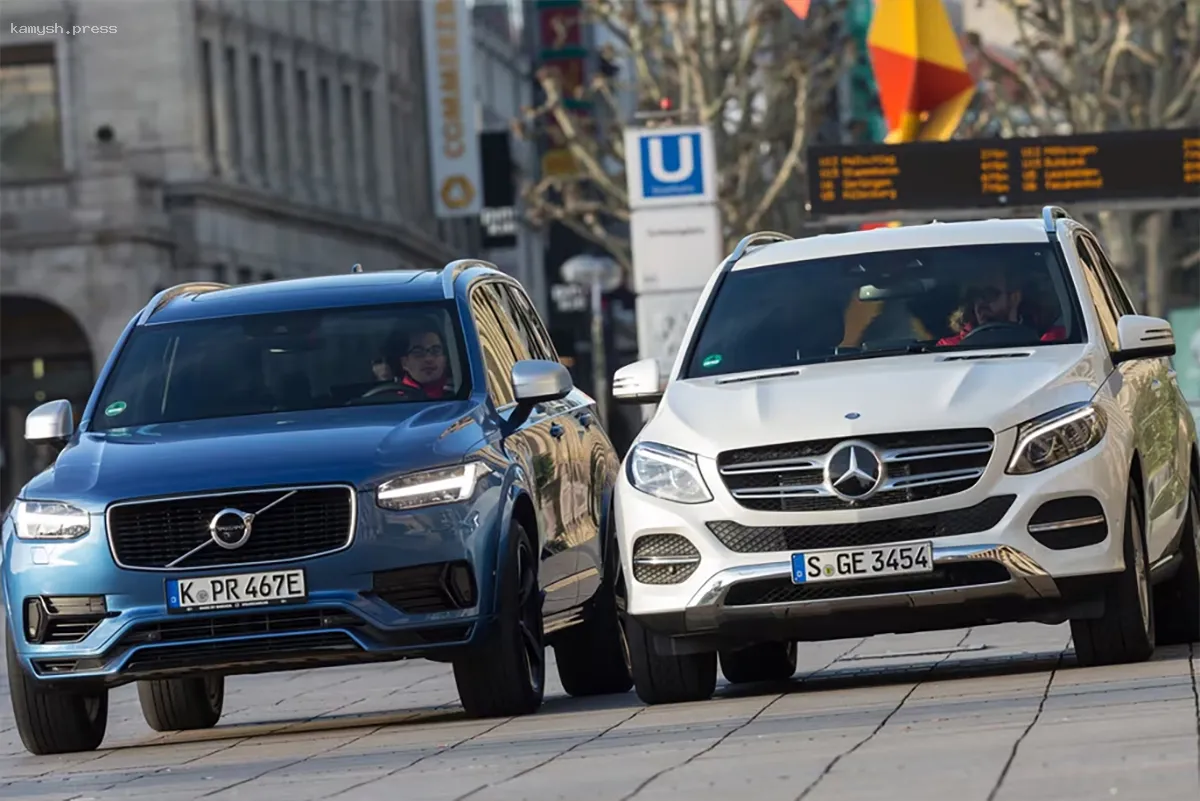 Трамп заставил крупных автопроизводителей увеличить выпуск автомобилей в США