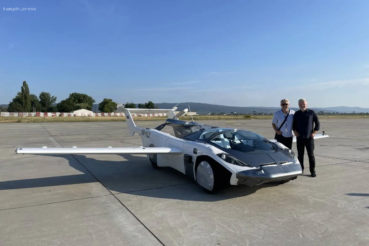 Первый летающий автомобиль успешно прошёл испытания