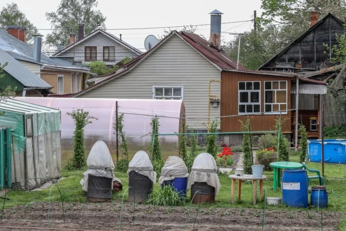 Юрист Адамс сообщил дачникам о возможных штрафах за не зарегистрированные постройки