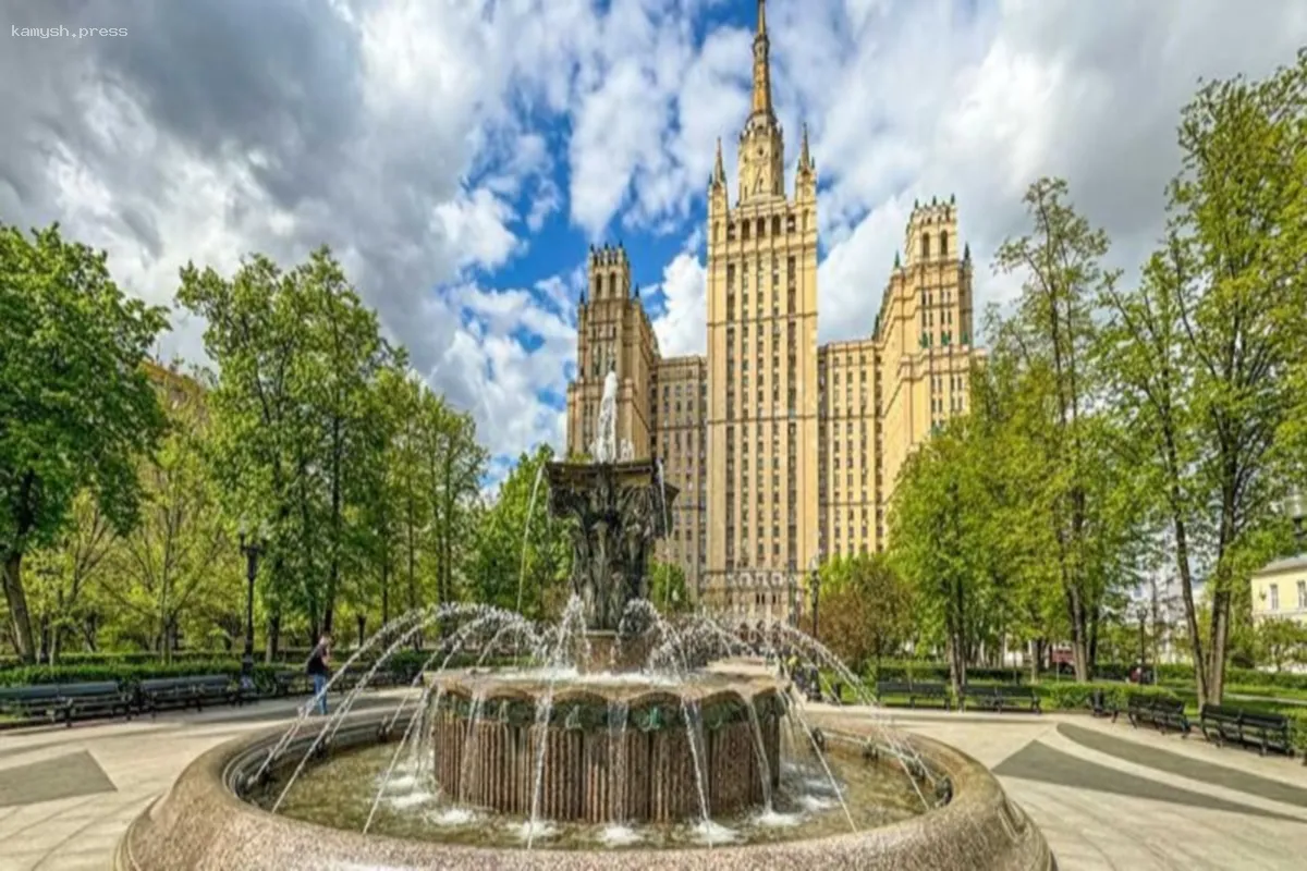 Фонтаны Москвы вновь радуют жителей и туристов столицы