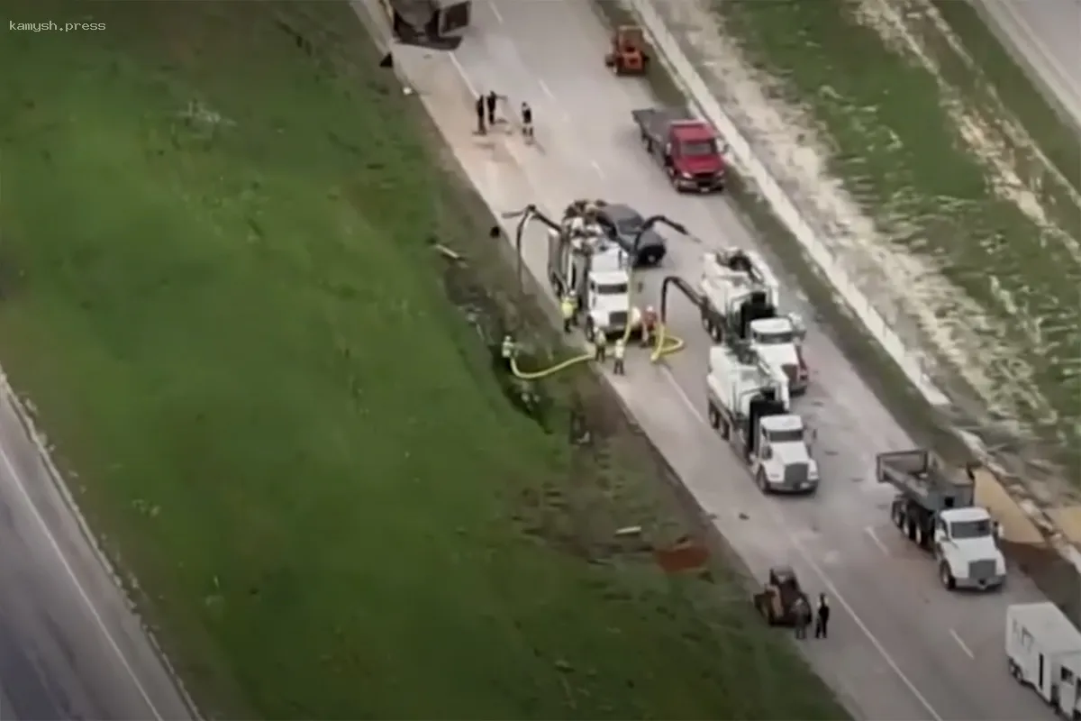 В США на шоссе рассыпались монеты на сумму в сотни тысяч долларов