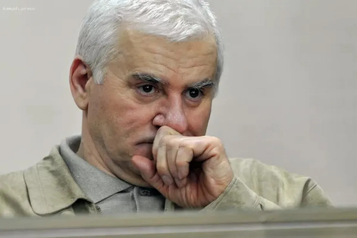 Не комфортно в «Черном Дельфине». Получивший пожизненное экс-мэр Махачкалы требует улучшить условия «отсидки»