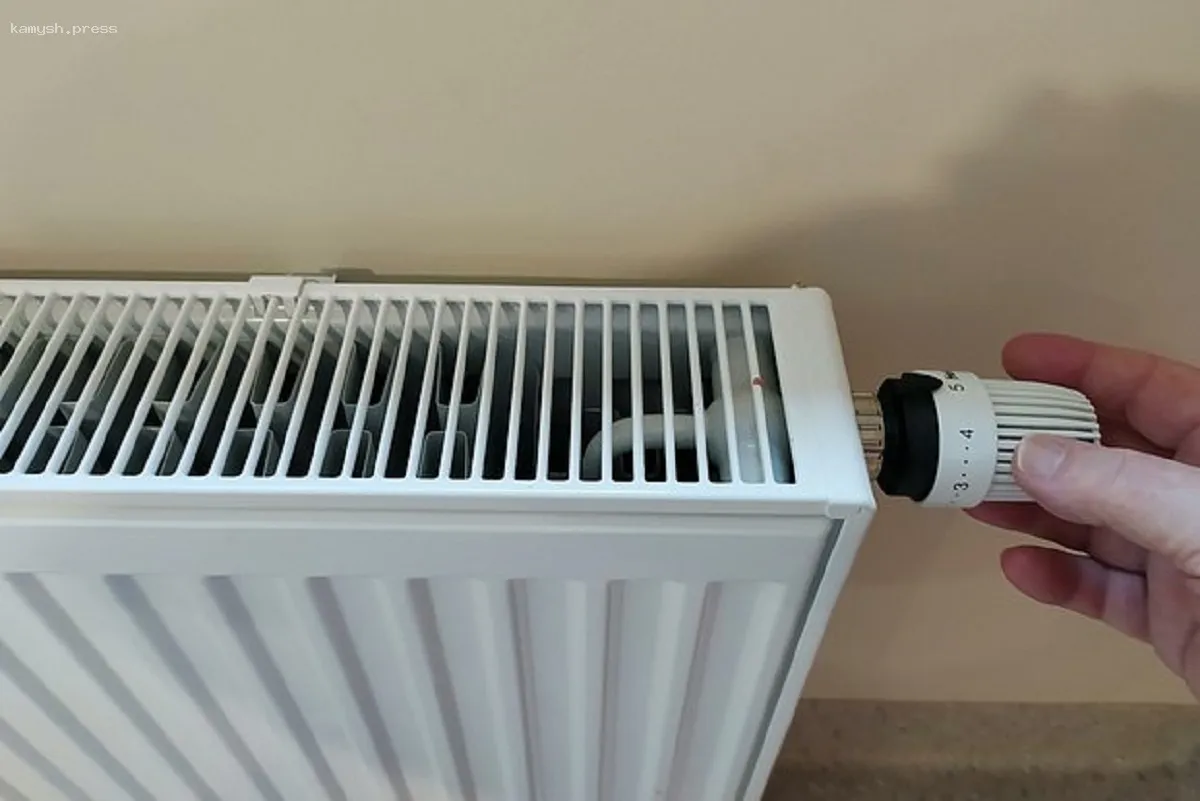 Специалист рассказал, необходимо ли закрывать батареи после завершения отопительного сезона