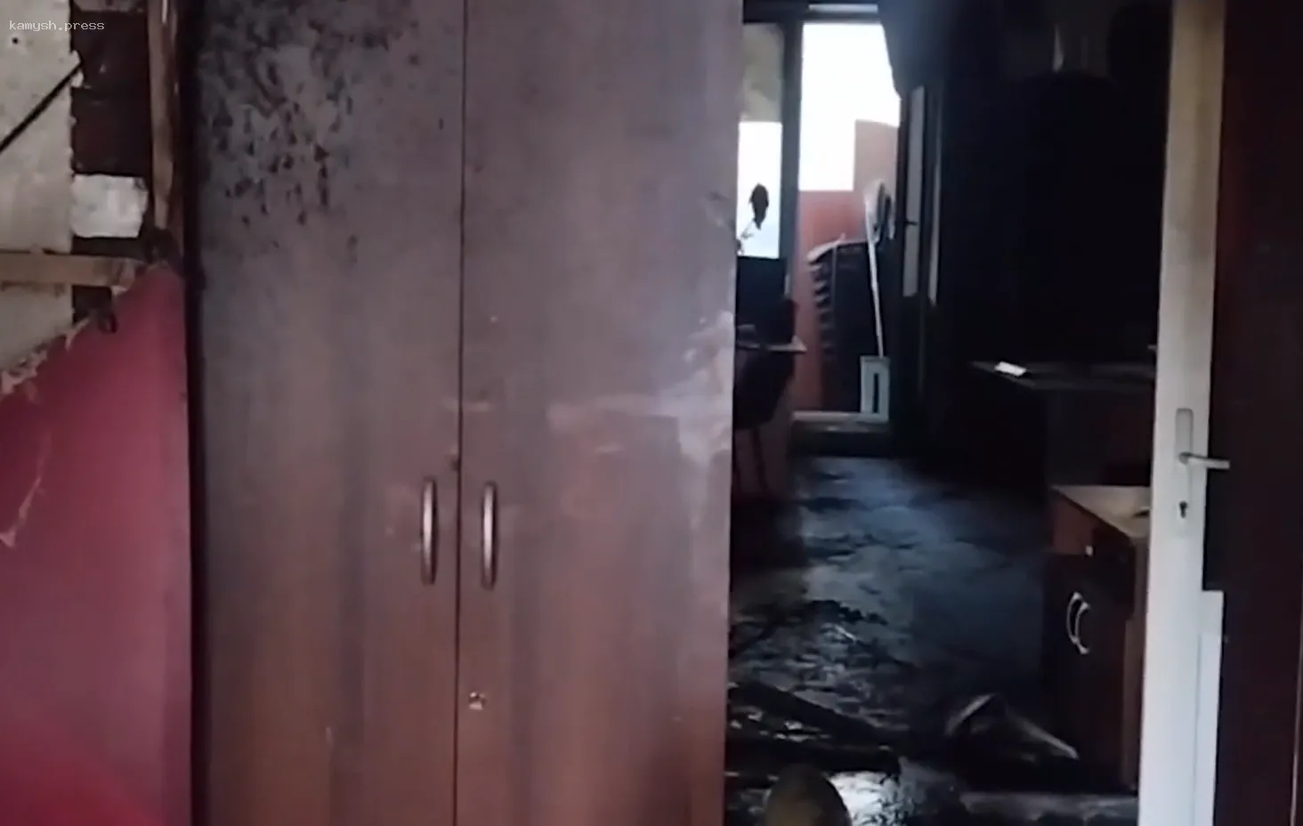 В Абакане произошел поджог офиса Народного фронта: большая часть помещения сгорела