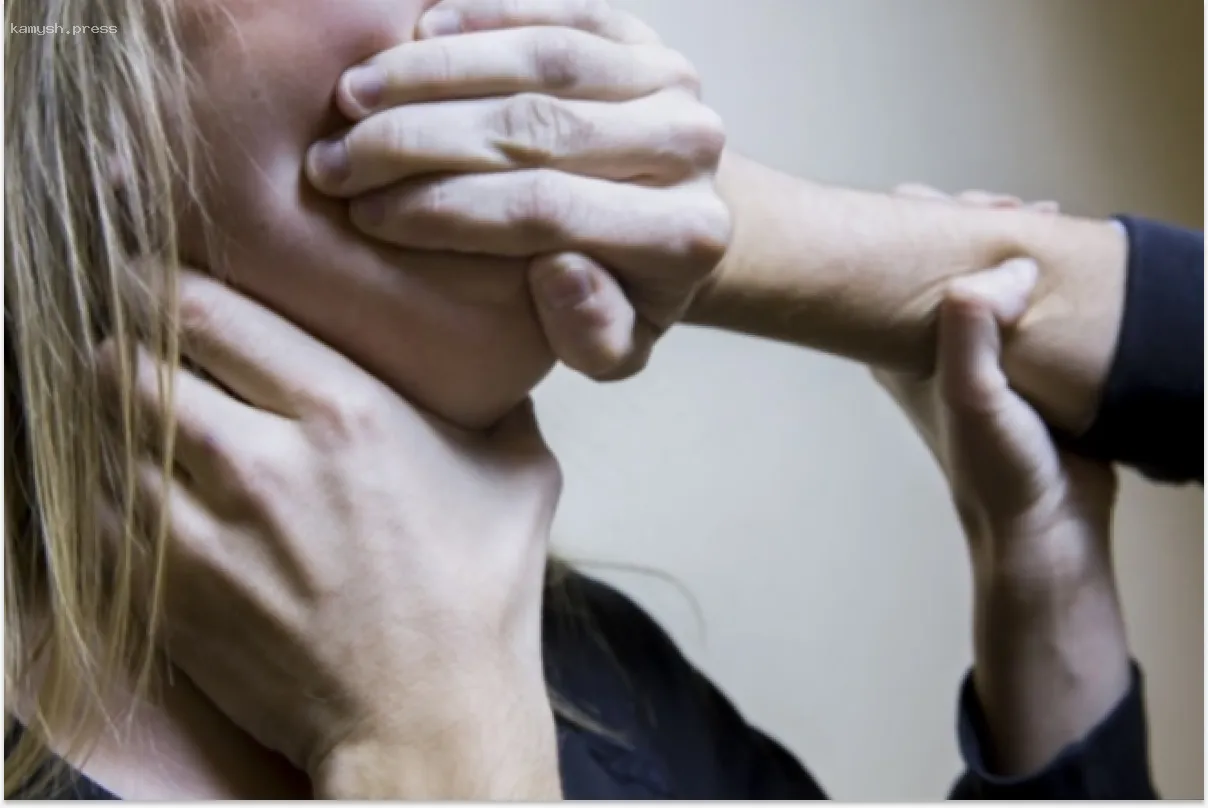 В Хабаровске разоблачена группа преступников, вымогающих деньги у доверчивых женщин