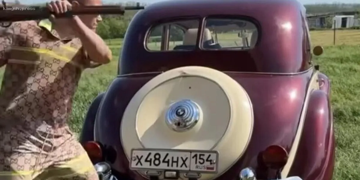 Известный блогер разрушил раритетный BMW из Новосибирска с помощью винтовки Mauser