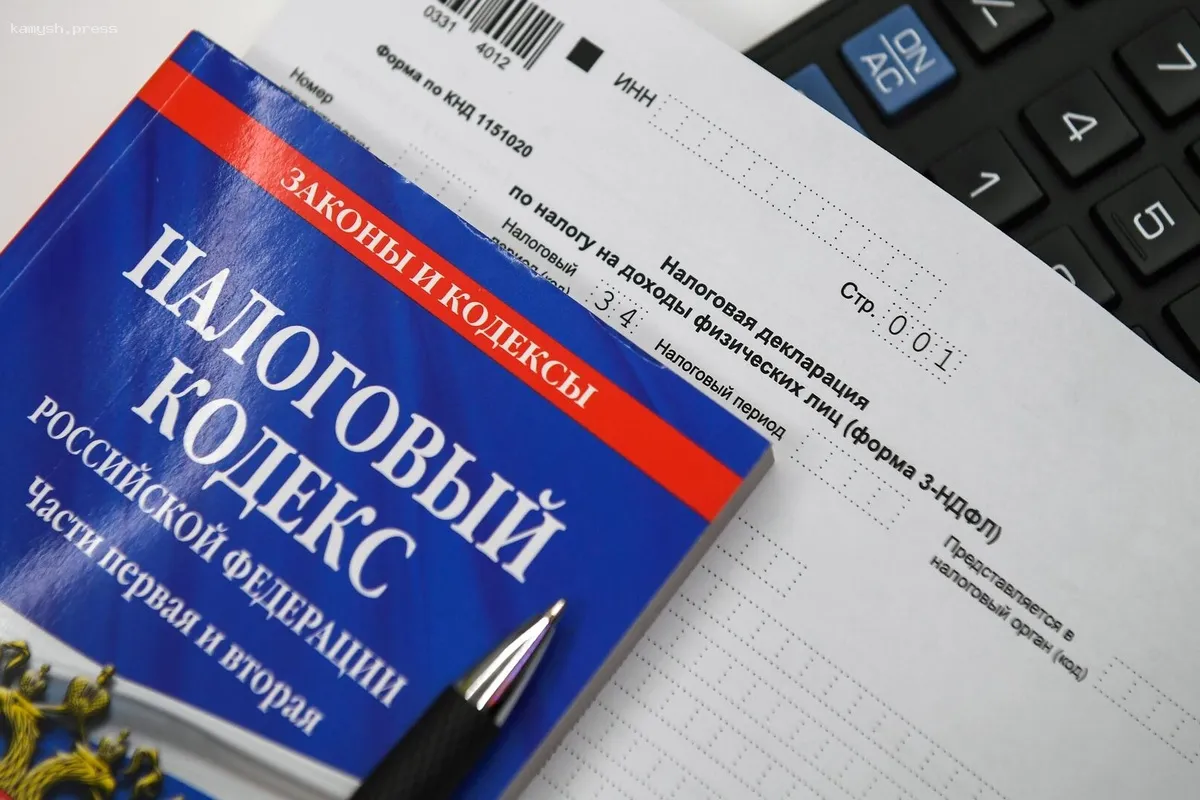 SuperJob: Большинство россиян против налога на домохозяек