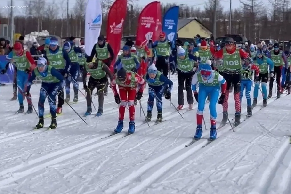 В Салехарде прошел марафон «Полярная лыжня»