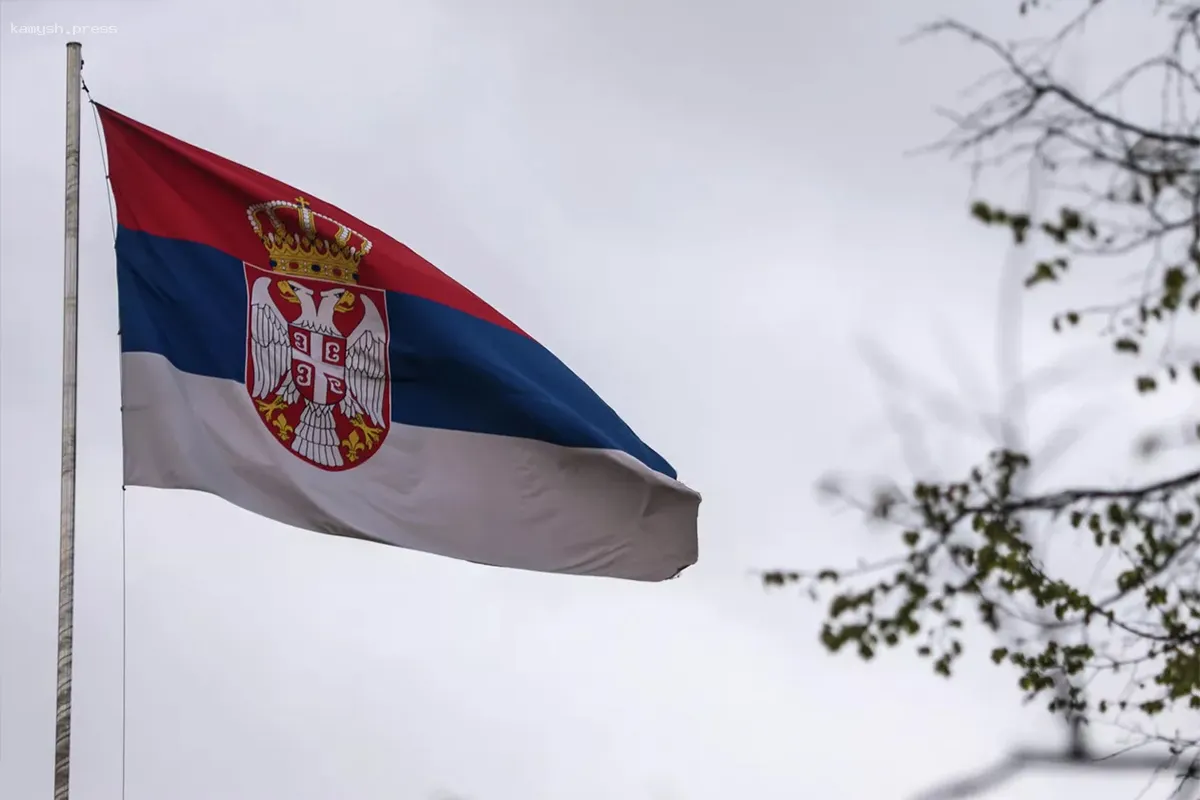 Министр Сербии считает, что вступление в ЕС нецелесообразно из-за его кризисной ситуации