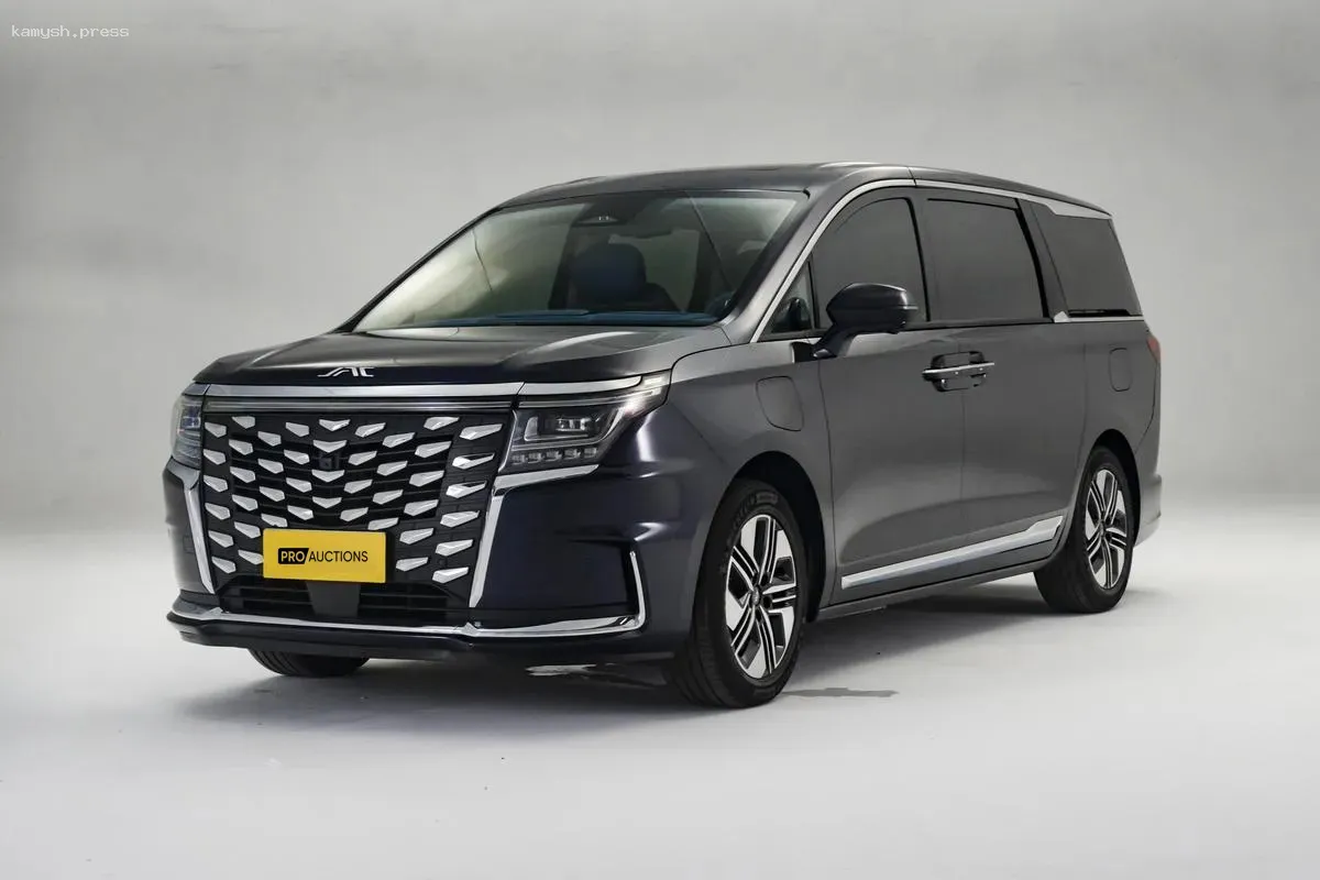 С 2025 года в России стартуют продажи JAC RF8