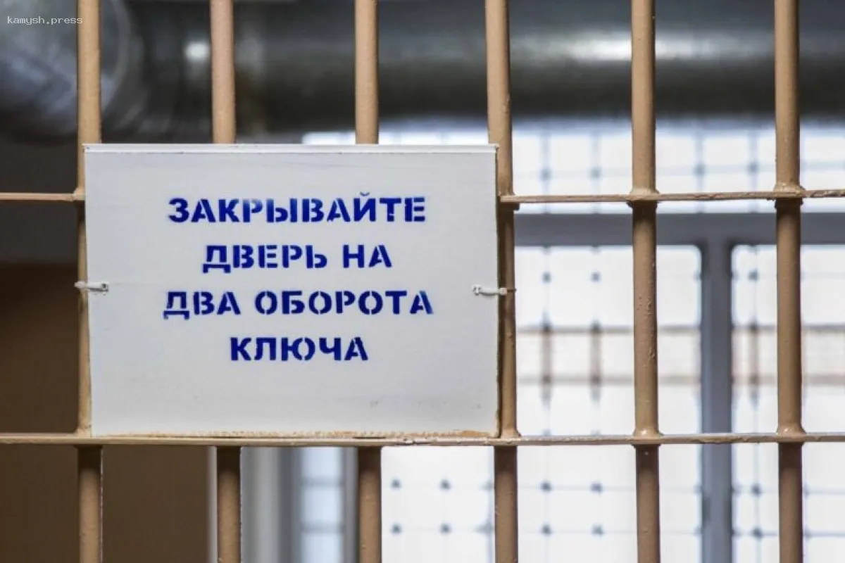 Экс-мэр Петропавловска получил тяжелую травму руки на принудительных работах