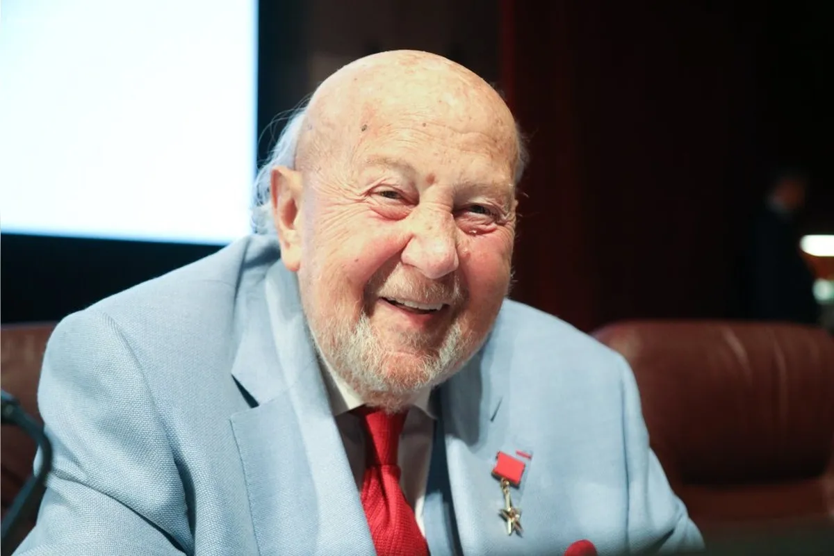 Грузинский аналитик Мемрадзе: Грузия обязана поблагодарить Россию за Церетели