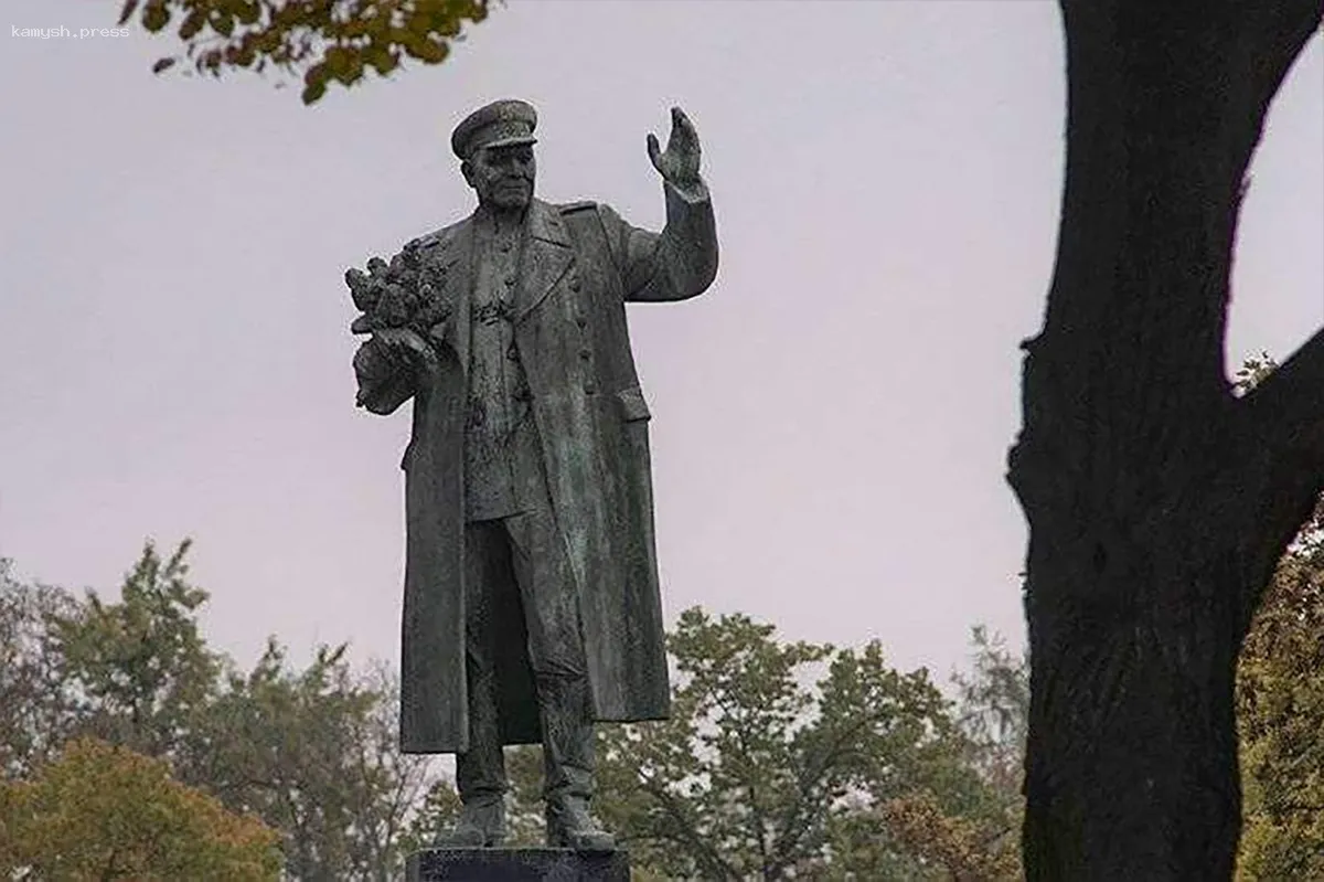 Министр иностранных дел Чехии: Россия не имеет прав на памятник Коневу