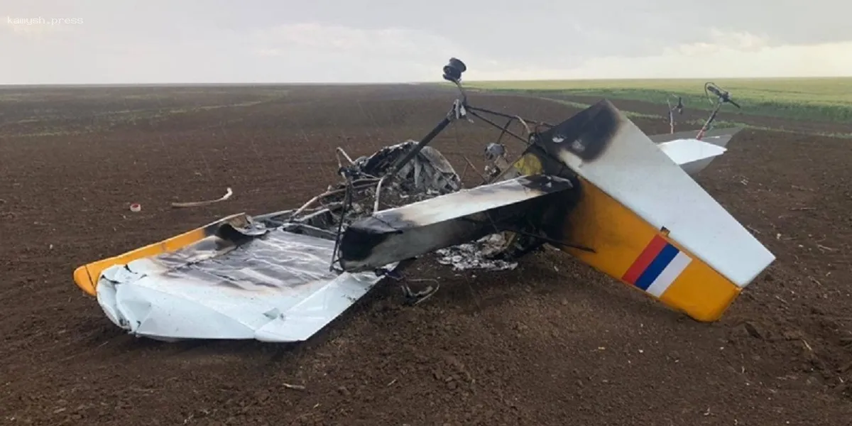 Ан-2 совершил аварийную посадку в Саратовской области