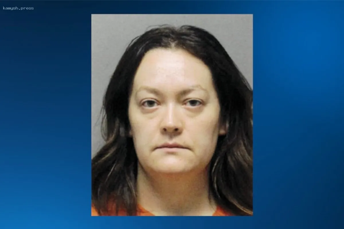 Учительница из Небраски напоила ученика и вступила с ним в интимную связь