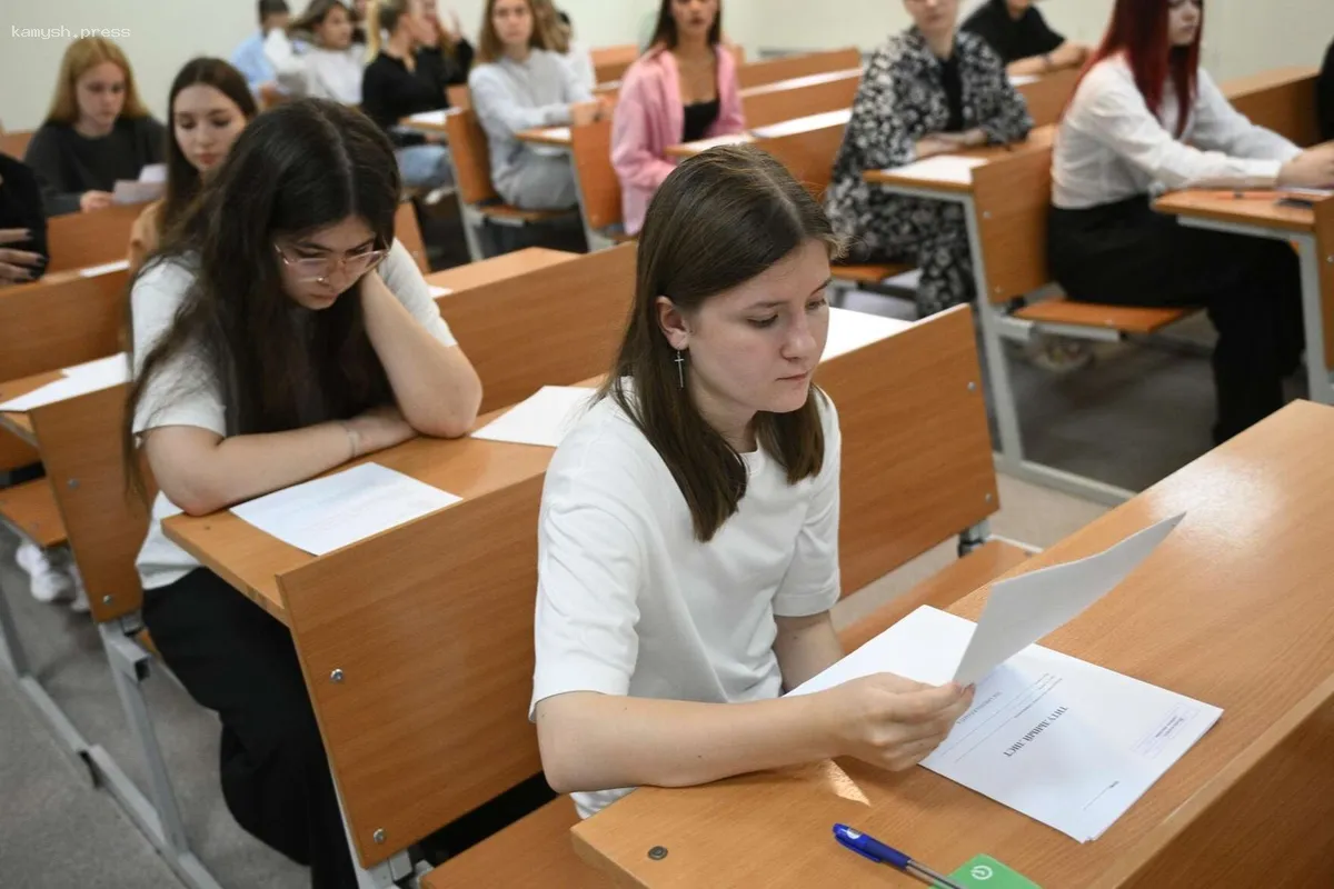 С 2026 года в российских вузах могут ввести ограничения на набор студентов на платные факультеты