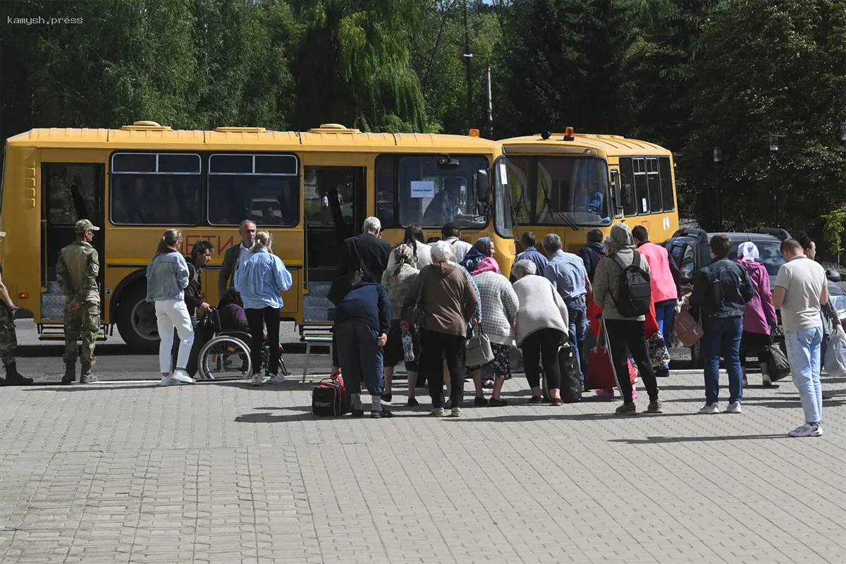 Эвакуация жителей Глушковского района Курской области продолжается