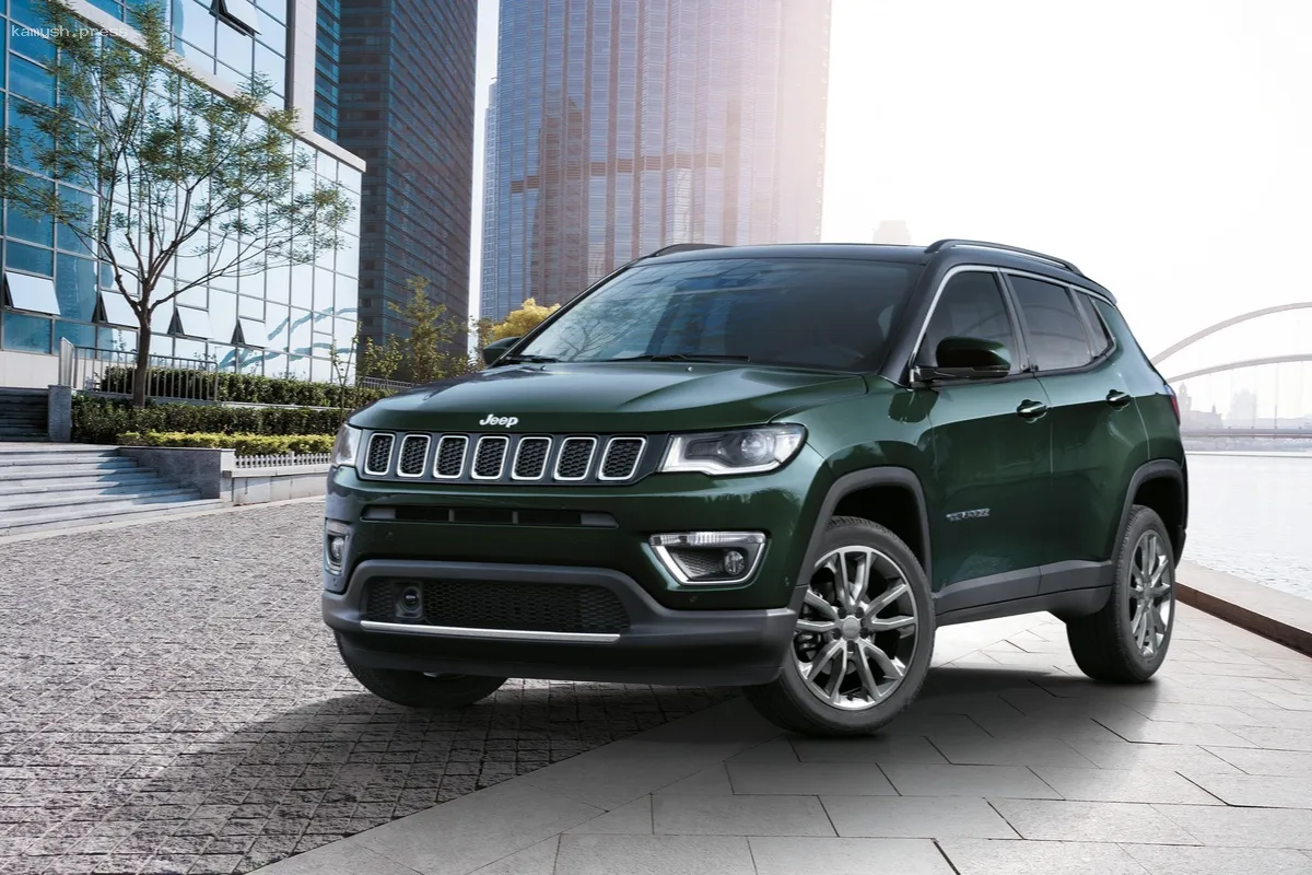 Jeep анонсировал новую усовершенствованную версию Compass