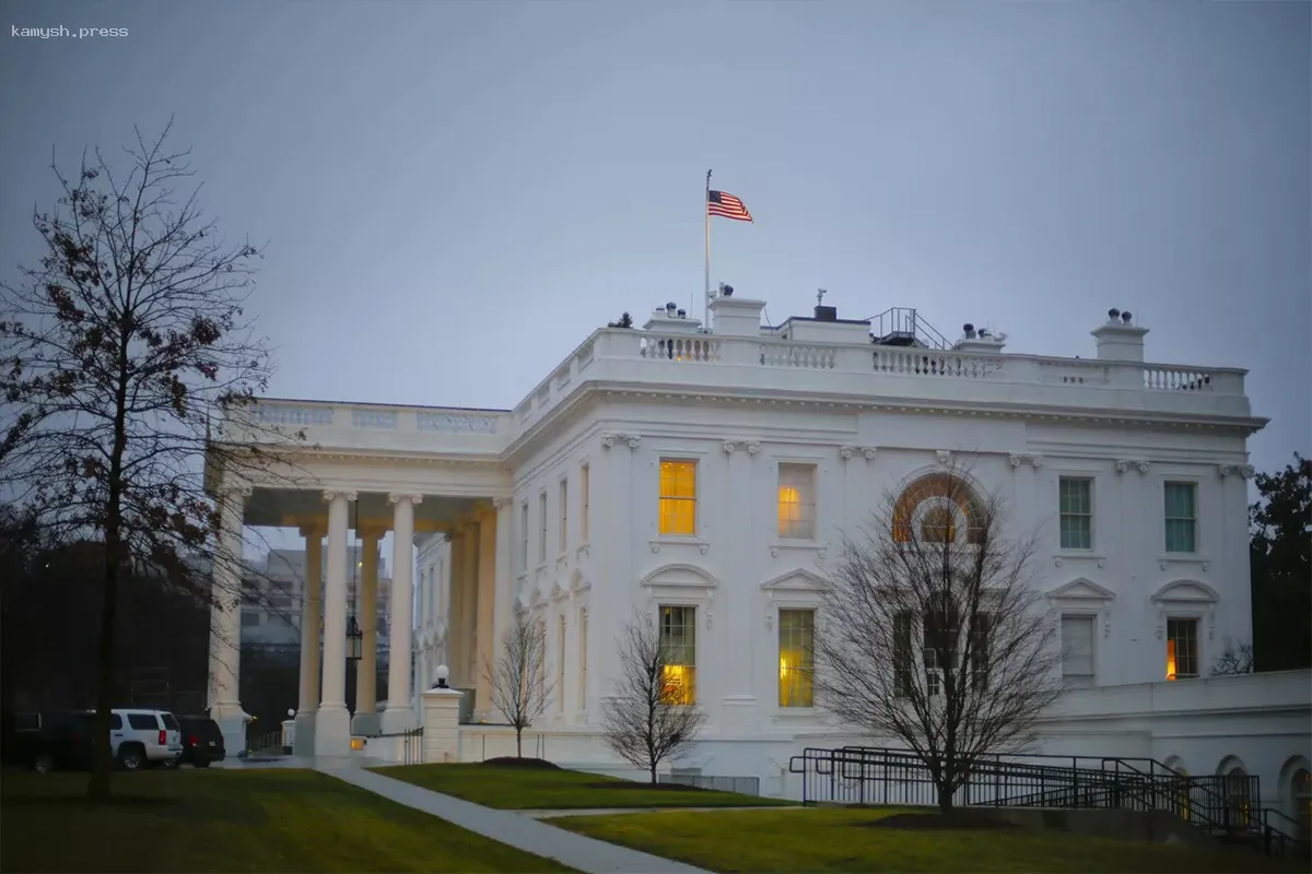 США вводят повышенные пошлины на китайские товары с 9 апреля