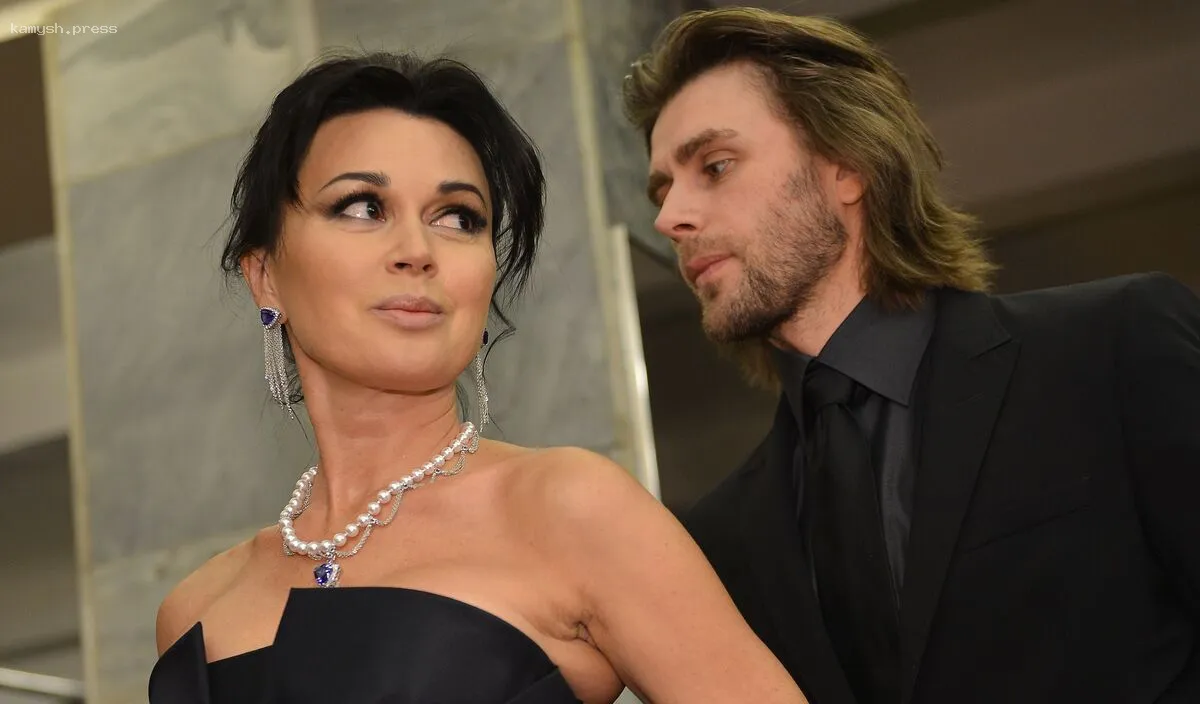 Машины, квартиры и дома – без завещания. Как поделят многомиллионное наследство Насти Заворотнюк ее близкие