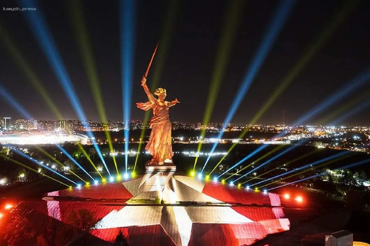 В Волгограде прошел праздник «Сияние Великой Победы»