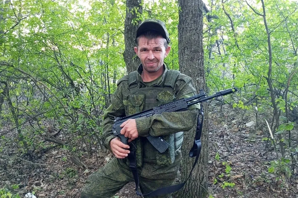 Отец четырёх детей выжил на передовой в жутких морозах, проведя почти неделю на линии боевых действий