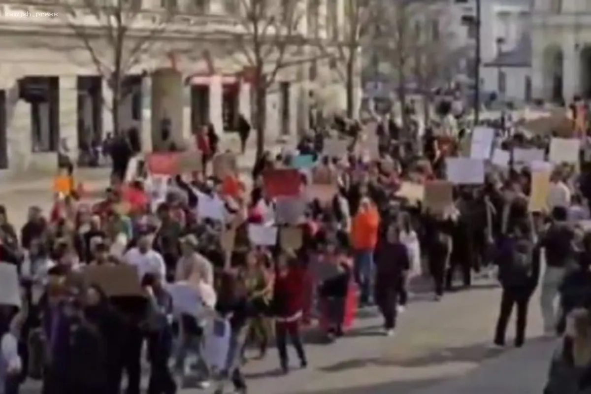 Турецкие граждане выразили поддержку Имамоглу в Польше