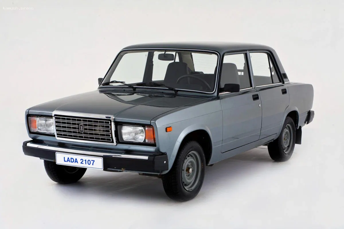 Уникальный ВАЗ-2107 выставлен на продажу за 1,5 миллиона рублей