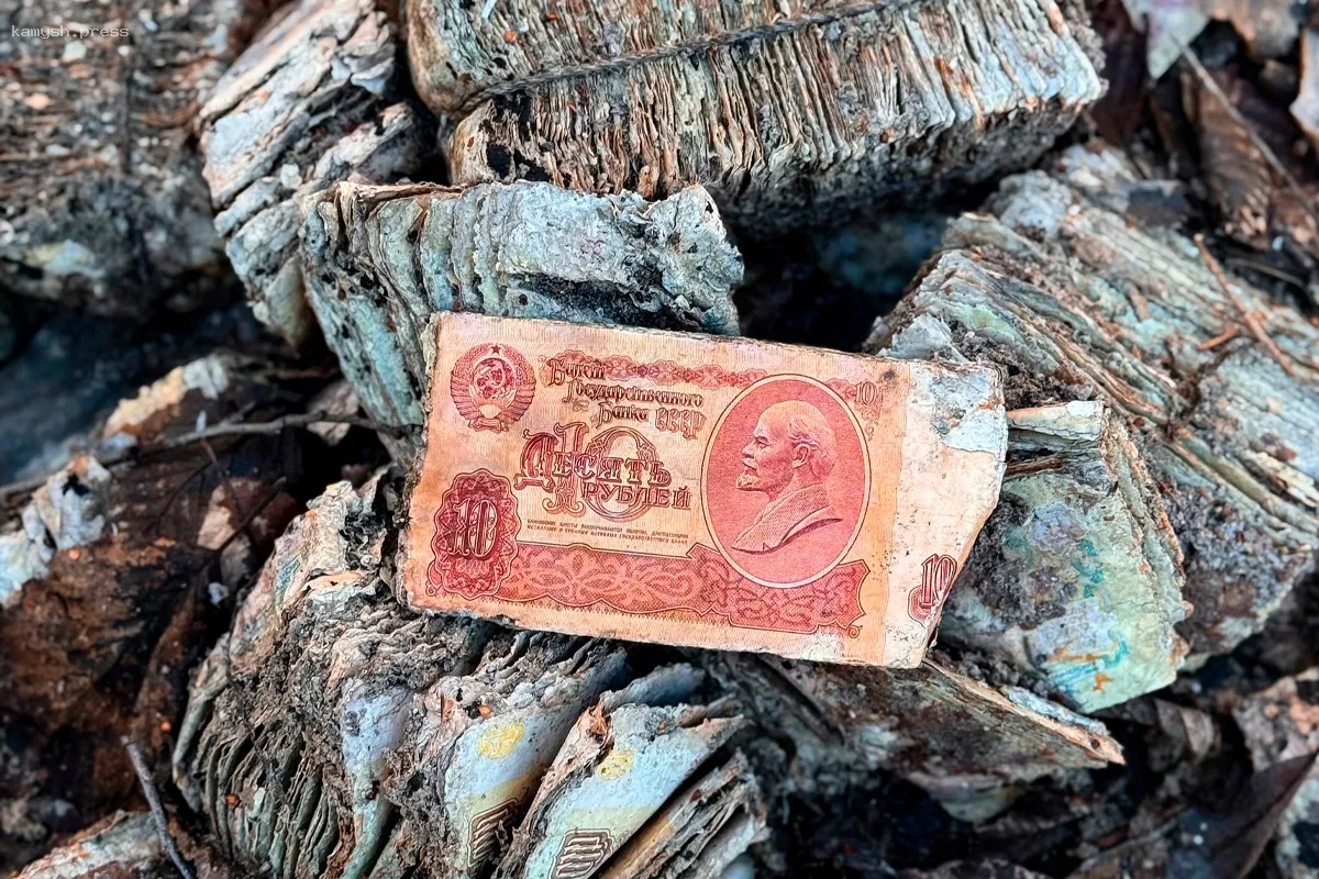 В заброшенных ракетных шахтах обнаружили миллионы советских денег