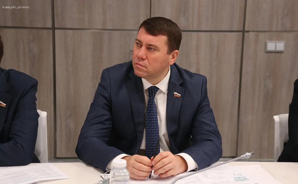 Сенатор Абрамов выделил основные аспекты, способствующие контролю над ценами в России