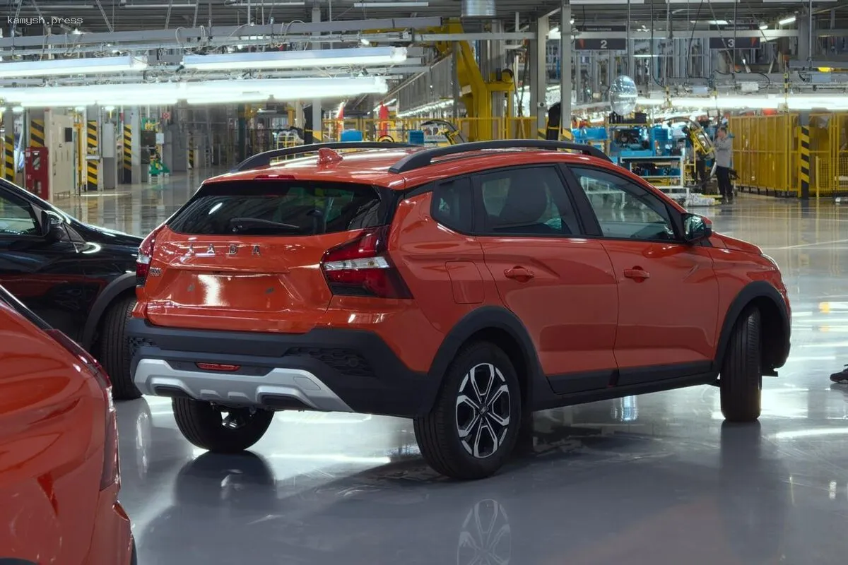 Lada Iskra станет доступна через программу субсидированного автокредитования