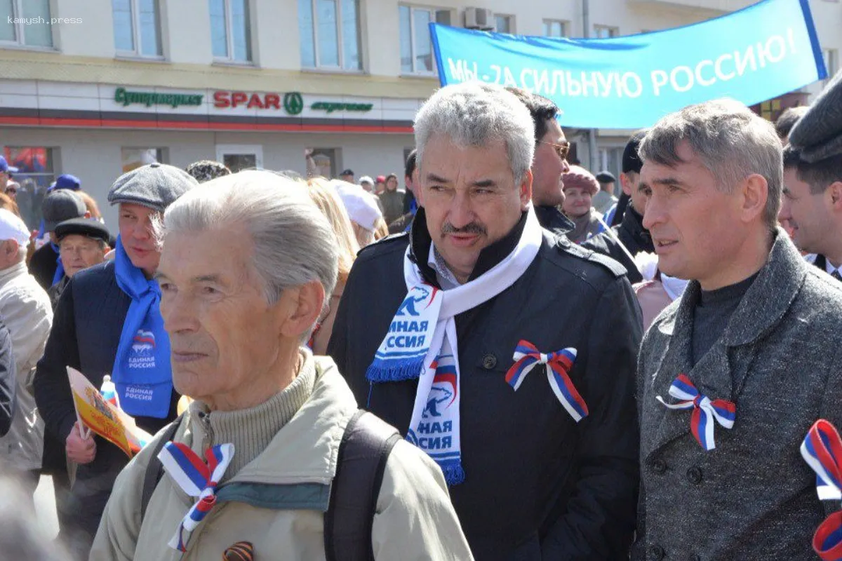 Спикер Госсовета Чувашии Леонид Черкесов поздравил горожан с Первомаем: Пусть ваша энергия, инициатива и ответственность помогут достичь намеченных целей