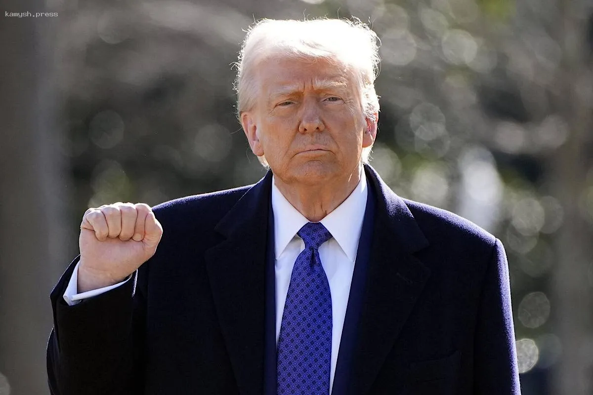 Трамп усиливает давление на ФРС, подрывая доверие к доллару США
