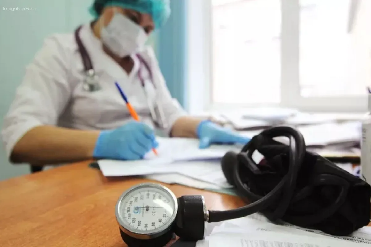 Врачей планируют освободить от непрофильной работы