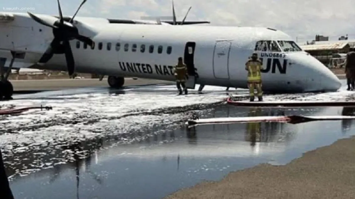 В Сомали экстренно приземлился самолет с представителями ООН на борту