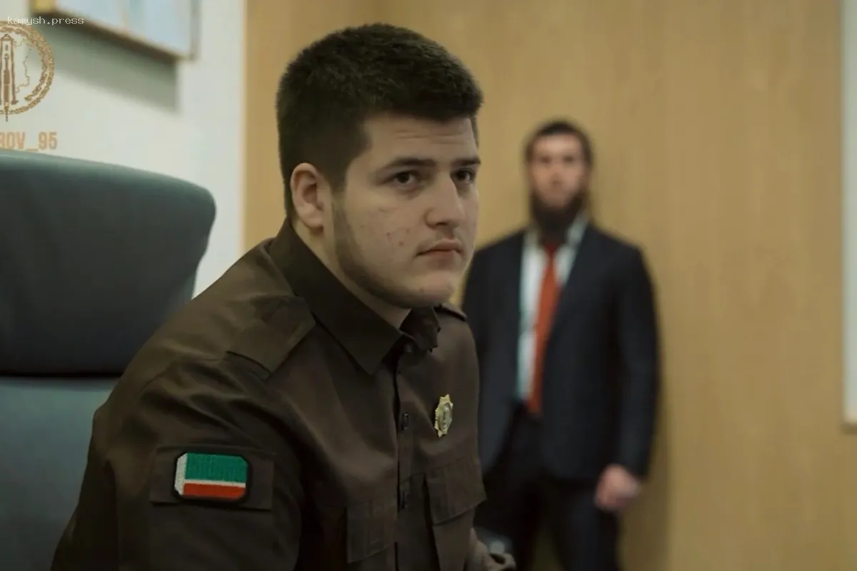 Адаму Кадырову вручили медаль к 25-летию ОМОНа «Ахмат-Грозный»