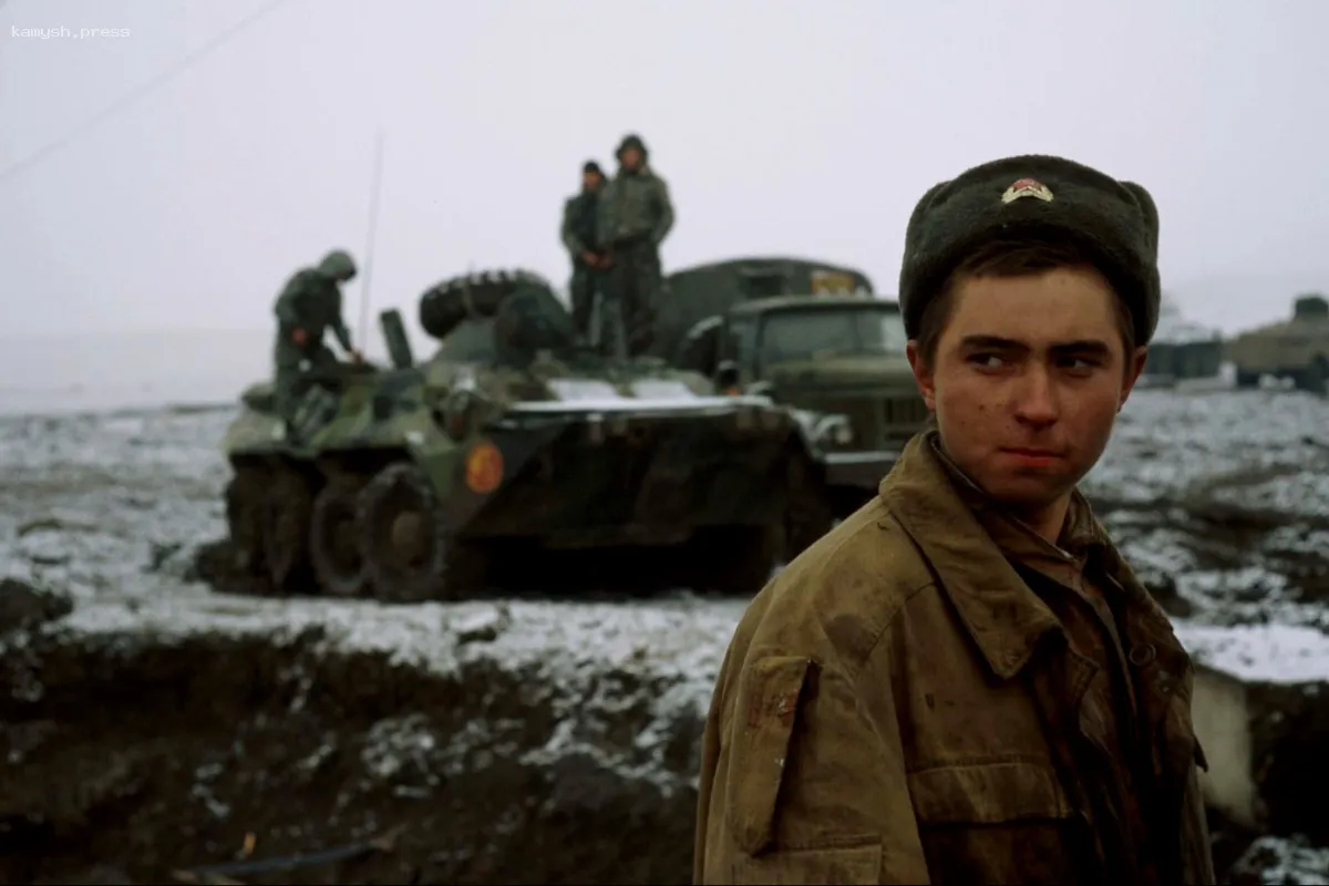 «Ломали ноги и разбивались». Как террористы Хаттаба устроили засаду на российских солдат. Цена мира, чтобы помнили