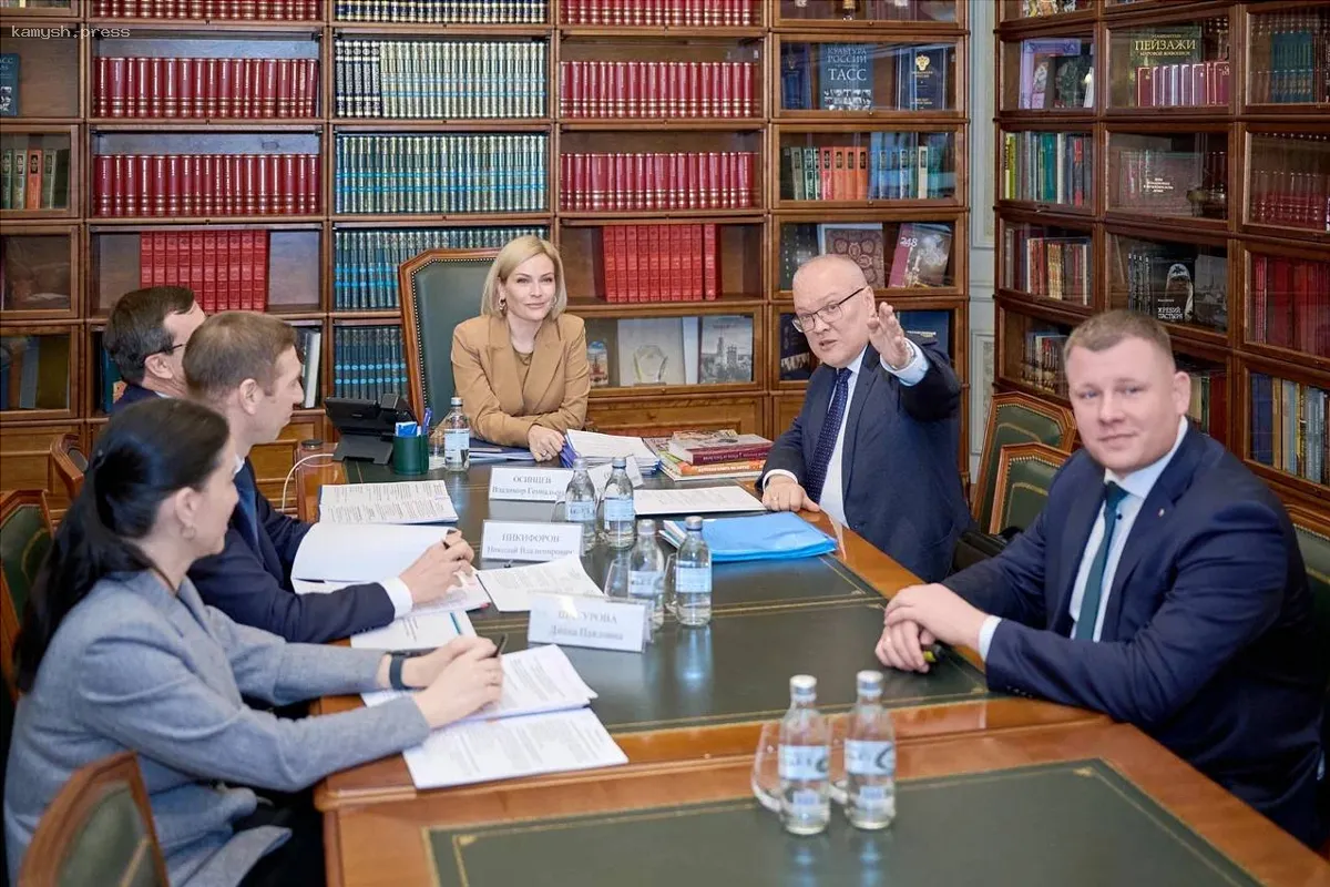 Губернатор Кировской области Александр Соколов и министр культуры Ольга Любимова обсудили культурные инициативы