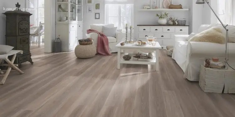 Виниловые полы: особенности клеевых и замковых покрытий