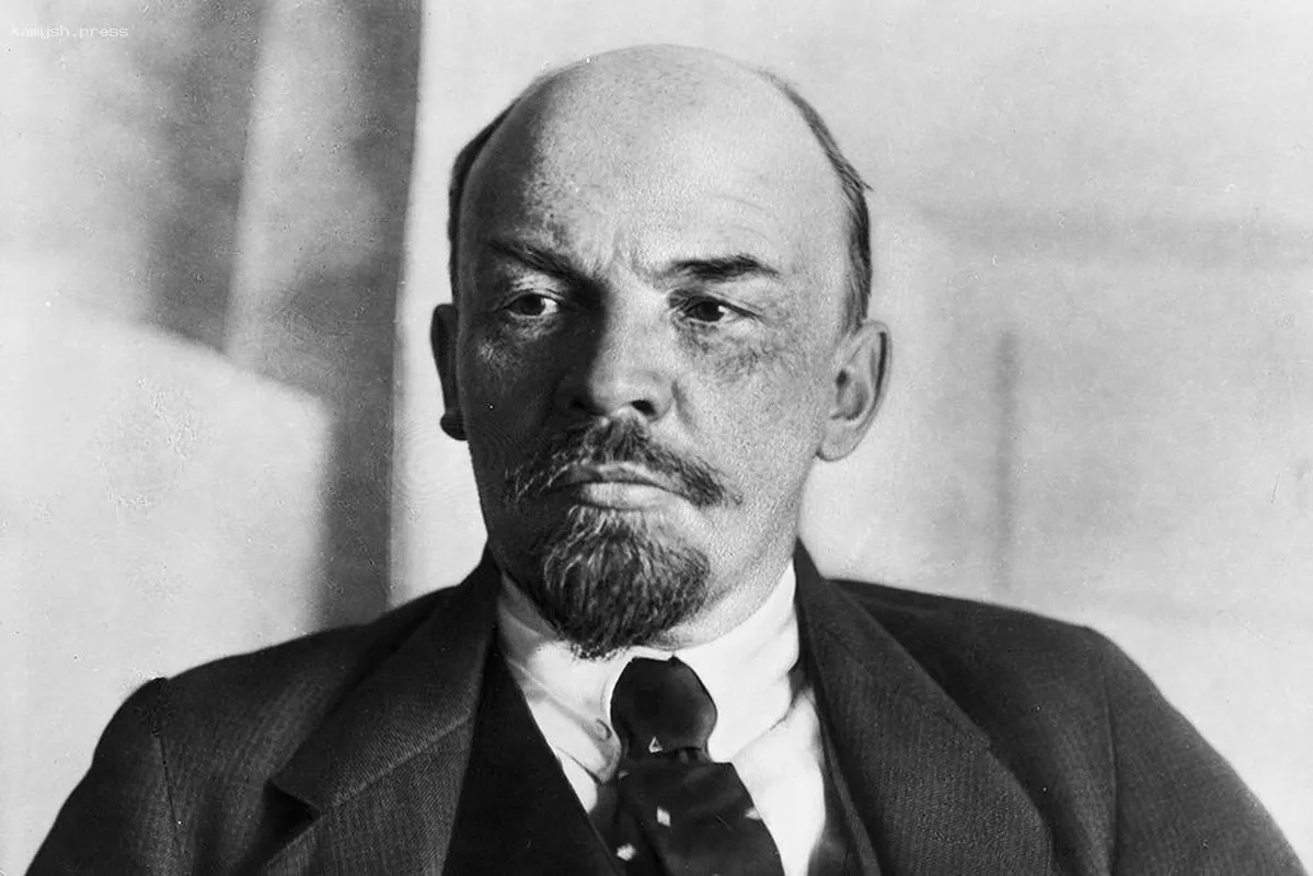 Исследование: 51% опрошенных уверены, что Ленин сделал для России много хорошего