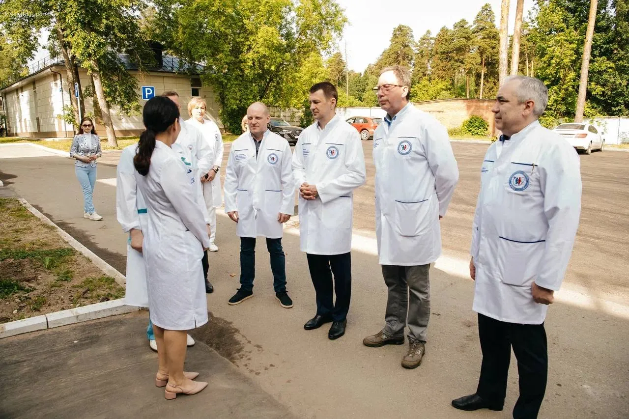Глава Пушкинского округа совершил рабочую поездку в клиническую больницу имени профессора Розанова
