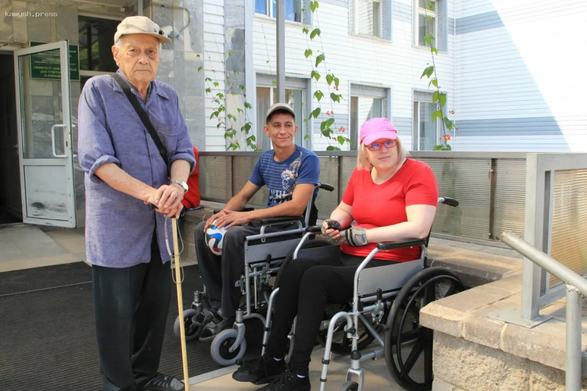 Минтруда Башкирии организовало бесплатную школу по уходу за пожилыми людьми и инвалидами