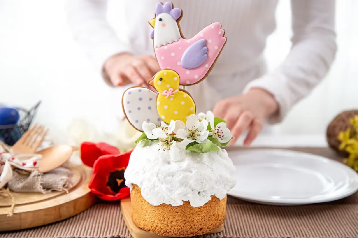 В РПЦ объяснили, почему не следует приобретать куличи с религиозными изображениями